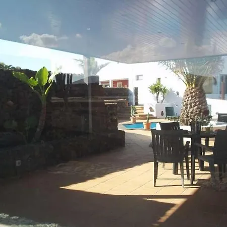 Sleeps 4 Pool Wifi 아파트 *